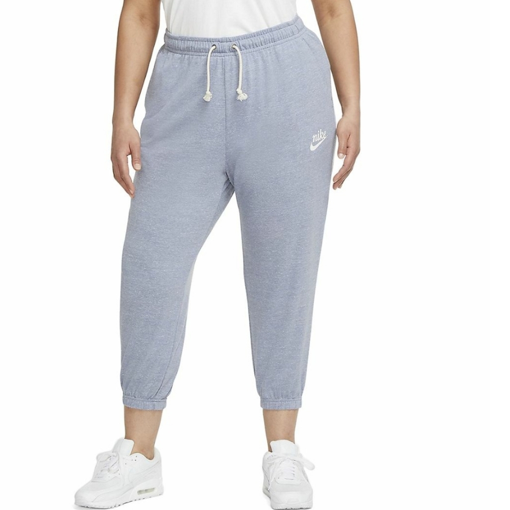 Nike lightweight jogger pants